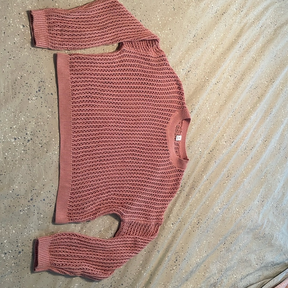 Old Navy Pink open-knit sweater. Size M.